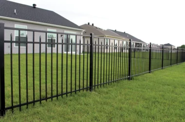 Augustine fence around back yard