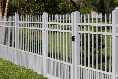 Belmont 40 Puppy Picket Concealed Fastener