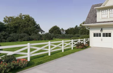 Sedona crossbuck ranch rail fence in white